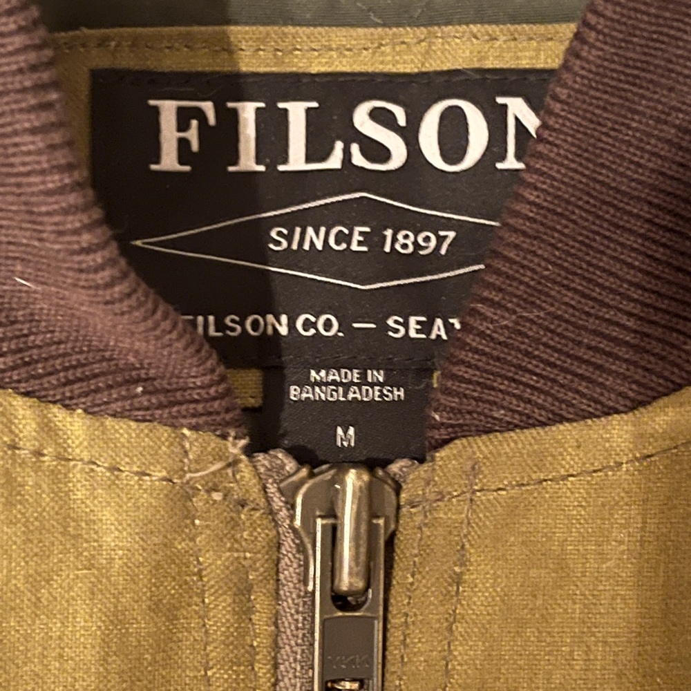 Filson Tin cloth insulated work vest. Medium.